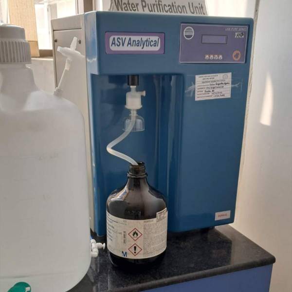 Ultra Q TOC Water Purifier High Quality Water Treatment System with Low Toc Bacterial And Endotoxin Levels Manufacturers, Suppliers in Ahmedabad